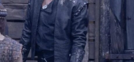 《猎魔人》第四季拍摄现场曝光,粉丝不满杰洛特服装 - 奇趣星球报