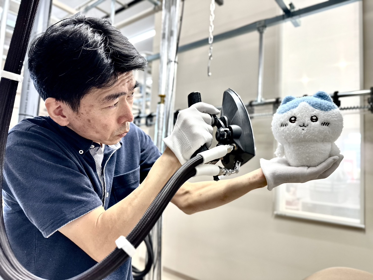 不是恶搞，是真认真！日本玩偶清洁职人因工作日常太可爱爆红社群 - 我的世界基岩版中文站 - 我的世界基岩版中文站