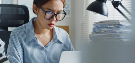 “班味”漫延：那些渐渐失去激情的职场人生 - 我的世界基岩版中文站