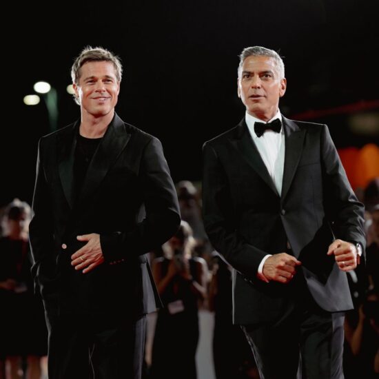 布拉德·皮特与小26岁女友公开亮相：他或许不是好男人，但爱情无需外界认可！ - 奇趣星球报 - 奇趣星球报