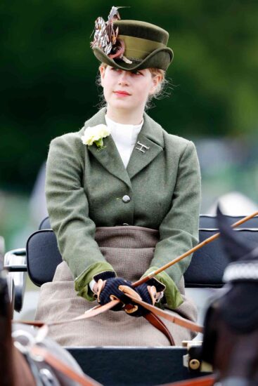 英国皇室低调女神！路易丝女爵放弃公主身份，欲效法女王从军？ - 奇趣星球报 - 奇趣星球报