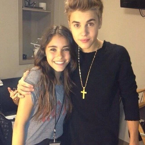 Madison Beer 13岁走红，人气极高，因何被网民称为“外国版张员瑛”？ - 我的世界基岩版中文站 - 我的世界基岩版中文站
