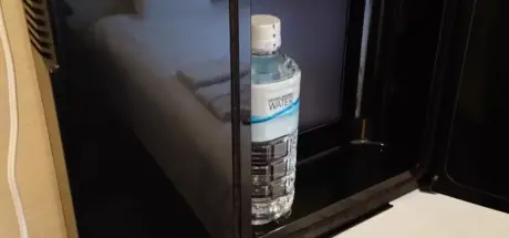 日本饭店的冰箱有多薄？网友直呼：简直不敢相信！ - 我的世界基岩版中文站