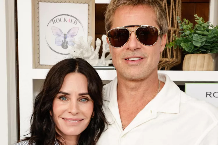 《Friends》老友重聚!布拉德·皮特与柯特妮·考克斯同框原因曝光,竟和詹妮弗·安妮斯顿有关 - 奇趣星球报 - 奇趣星球报