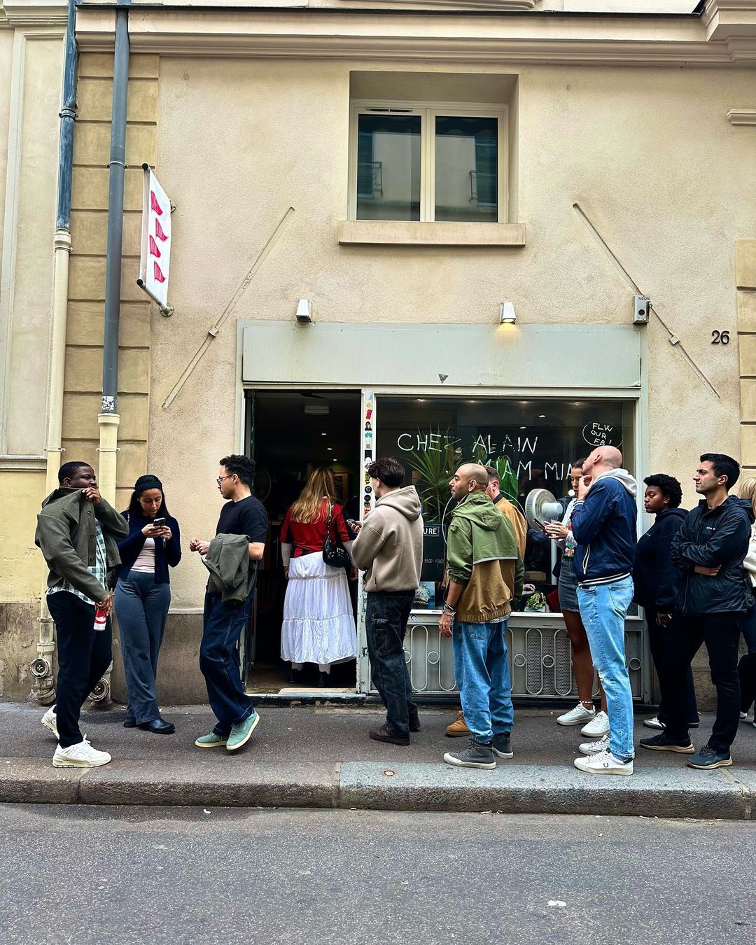 去巴黎一定要尝！玛黑区这家三明治小店，连当地人都愿意排2小时！ - 我的世界基岩版中文站 - 我的世界基岩版中文站
