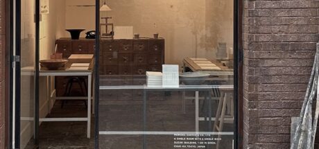 日本东京银座现神奇书店！整店只卖一本书，老板爱书成痴 - 我的世界基岩版中文站
