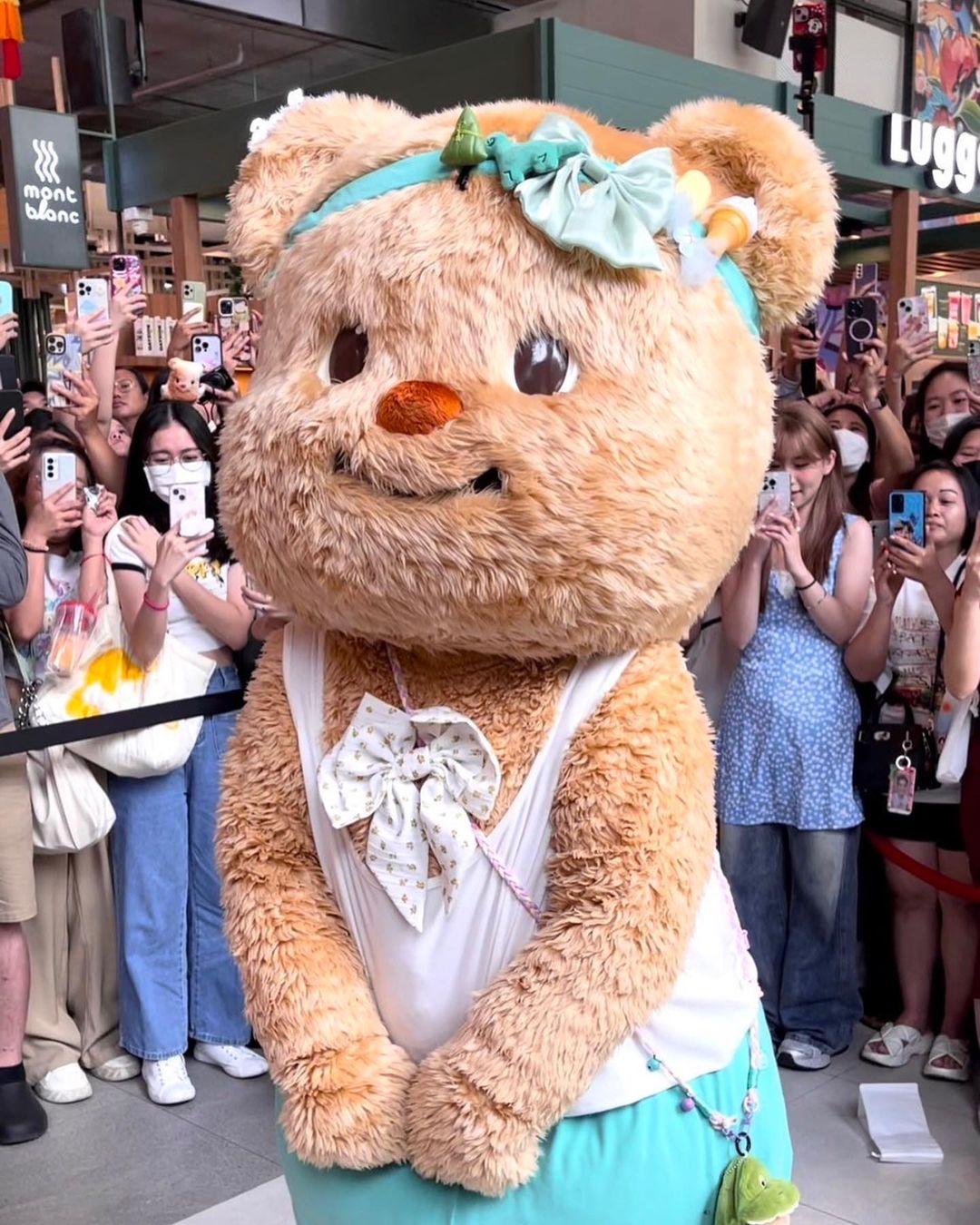泰国熊 ButterBear 爆红网络！粉丝见面会、MV、Gucci邀约齐上阵，熊本熊都甘拜下风！ - 我的世界基岩版中文站 - 我的世界基岩版中文站