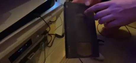 神秘无标籤录影带引发恐惧猜想！日本网友播放后，结局令人松了口气 - 我的世界基岩版中文站