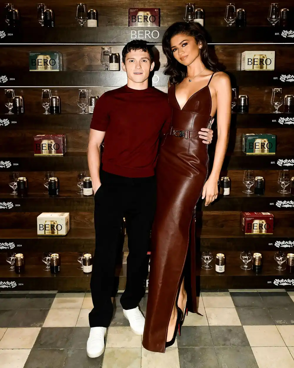 Tom Holland 坦言每天上网搜 Zadaya 近况！只为忙碌中感受一丝温暖 - 我的世界基岩版中文站 - 我的世界基岩版中文站