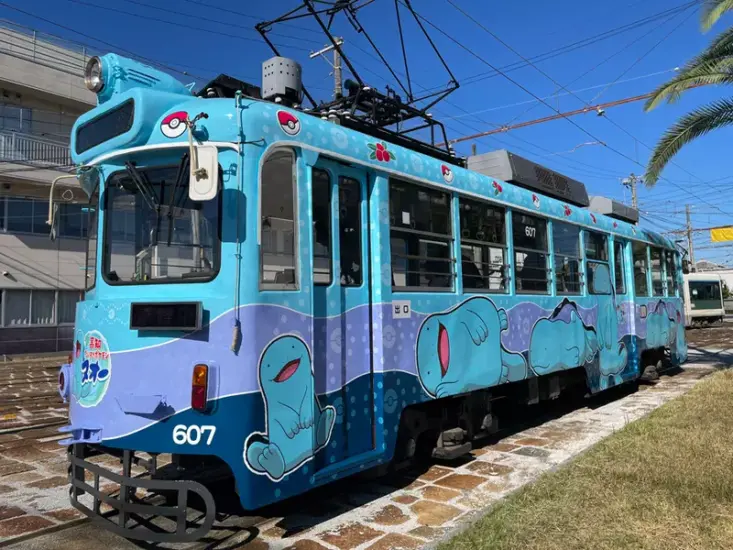 日本高知“沼王主题”宝可梦电车正式上路！由里到外通通都是沼王，超级可爱！ - 奇趣星球报 - 奇趣星球报