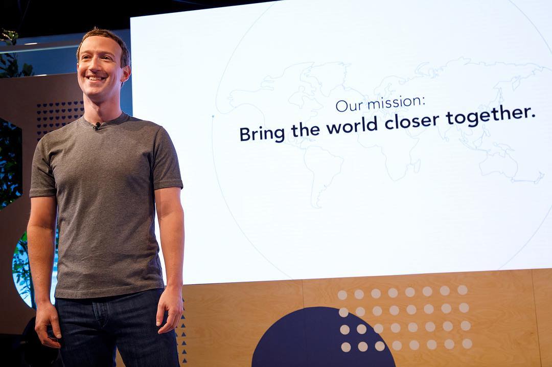 从灰T到花衬衫！Mark Zuckerberg 的时尚转型之路 - 我的世界基岩版中文站 - 我的世界基岩版中文站