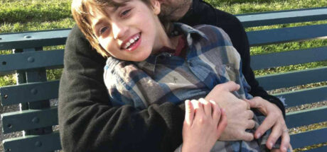 曾放荡过的 Colin Farrell 如今专心照顾“天使症”儿子!为他成立基金会,怕自己离世后儿子无依靠 - 我的世界基岩版中文站