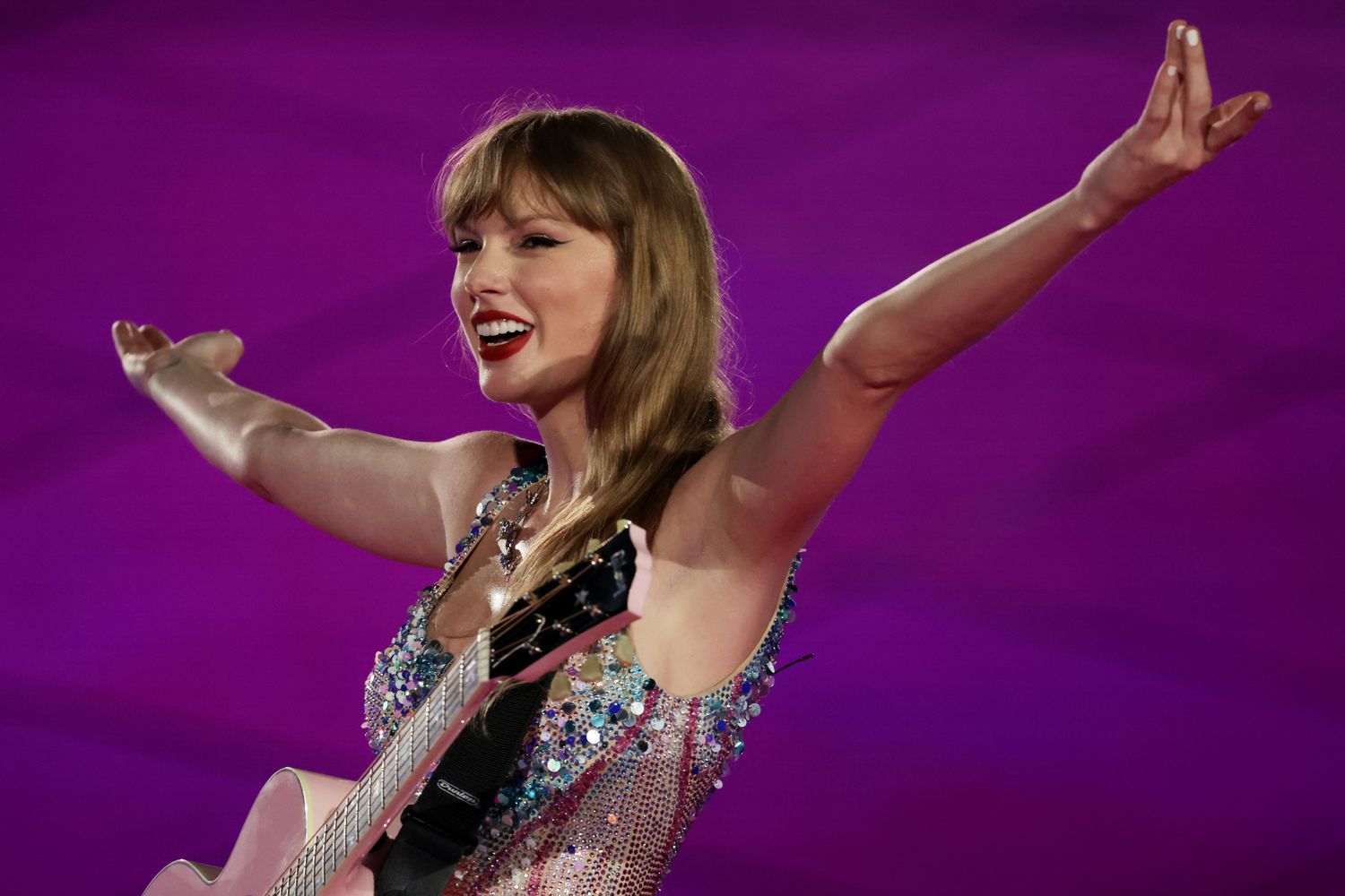 Taylor Swift 到底多富有！iPhone 对她来说比咖啡还便宜，入手一部车比平常人买手袋还轻松！ - 我的世界基岩版中文站 - 我的世界基岩版中文站