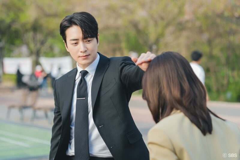 为《我的完美秘书》李浚赫心动了，现实中温暖可爱！为爱犬设计游戏，还曾跟朴敏英传绯闻！ - 奇趣星球报 - 奇趣星球报