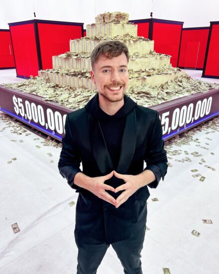 大学辍学的Mr Beast凭「烧钱」登YouTube神坛!迎娶学霸女友,还有意参选总统! - 奇趣星球报 - 奇趣星球报