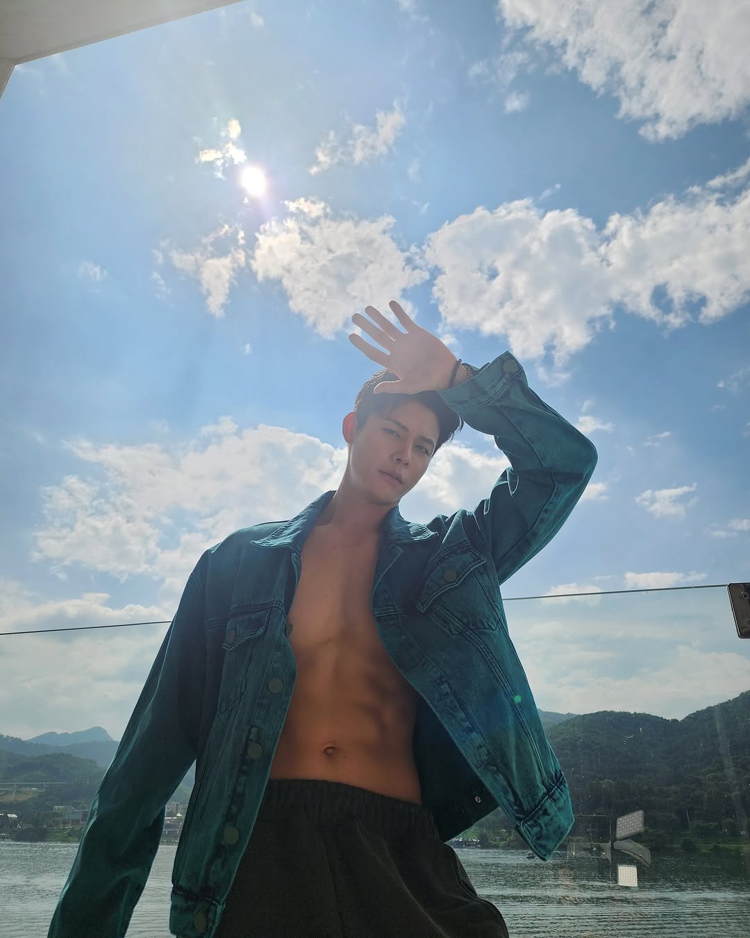 《单身即地狱 4》初看张泰晤觉得浮夸，现在发现他太真实！跟这样的男生恋爱直接又专一！ - 我的世界基岩版中文站 - 我的世界基岩版中文站