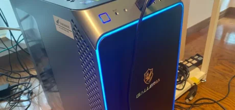 日本 YouTuber 换了54万新电脑,女网友暴怒老公买的也一样!大家劝她不要太冲动! - 我的世界基岩版中文站