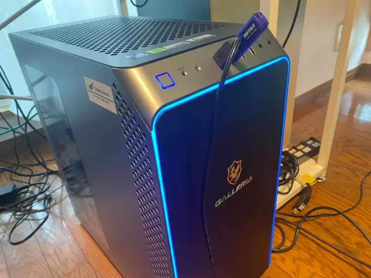 日本 YouTuber 换了54万新电脑,女网友暴怒老公买的也一样!大家劝她不要太冲动! - 奇趣星球报 - 奇趣星球报