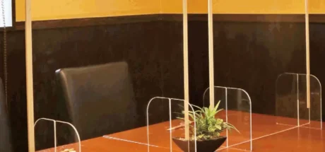 日本网友议论疫情后“亚克力隔板何去何从”，之前随处可见的防疫道具如今没用了！除了丢掉还有其他用途吗！ - 我的世界基岩版中文站