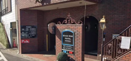 日本网友议论“爱情宾馆变成殡仪馆”，这栋建筑见证生命开始到结束！还有什么比这更能体会少子高龄化！ - 我的世界基岩版中文站