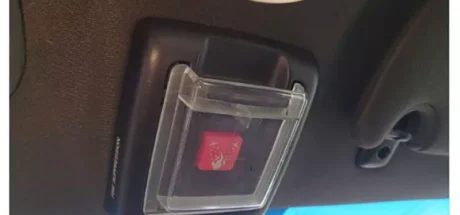 日本网友议论“绝对不能按的按钮”，车上发现一个神祕的红色按钮！大家都超好奇按下去会发生什么事！ - 我的世界基岩版中文站