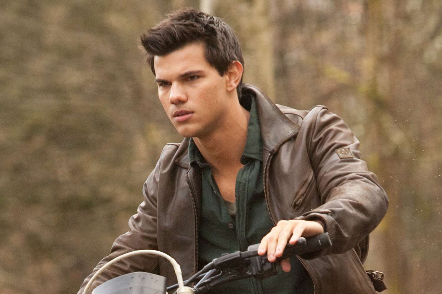Taylor Lautner 为何这些年一直神隐！近日将再演狼人作品，《Twilight》回忆立刻涌现！ - 我的世界基岩版中文站 - 我的世界基岩版中文站