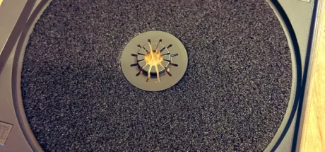 日本网友议论“CD光碟保护垫”，购买二手CD发现这个超怀念！但是大家对于功能却看法两极！ - 我的世界基岩版中文站