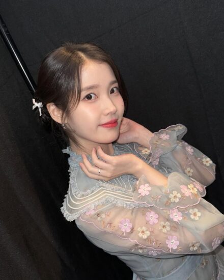 IU 原来比我们想象中还要难懂！旅游2天就想家，有电量强迫症，坦言自己还有许多不足！ - 我的世界基岩版中文站 - 我的世界基岩版中文站