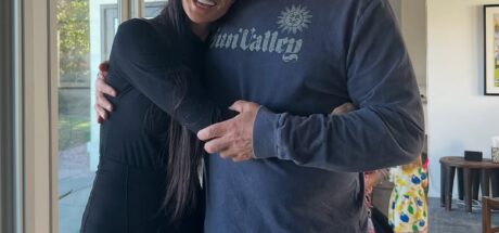 Demi Moore 与失智症前夫 Bruce Willis 共舞庆生!「离婚」只切割夫妻身份,并没有减少两人的爱! - 我的世界基岩版中文站