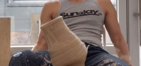 懂艺术的男人超帅!神似朴炯植的韩国陶艺师在网上爆红,千万网友等着看他捏陶! - 我的世界基岩版中文站