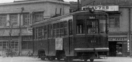 日本广岛有轨电车新路线开放营运，各地铁道迷都赶来“抢拍打卡”！然而抢尽风头的却是辆80岁的老爷车！ - 我的世界基岩版中文站