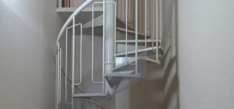 日本网友议论“一进门就是螺旋梯的家”，刚搬进来的时候超兴奋！5个月后就后悔想搬家！ - 我的世界基岩版中文站