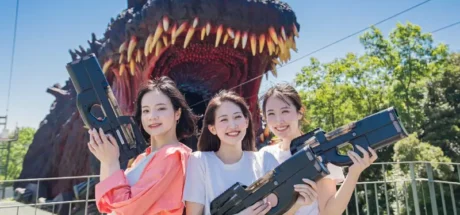 日本网友议论“哥斯拉乐园宣传引争议”，P90冲锋枪全都拿反了！是真的搞错还是故意炒话题！ - 我的世界基岩版中文站