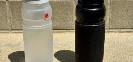 日本网友研究“水壶保温效果”，黑色和透明究竟会差多少！冰水放在太阳下实测80分钟，结果还是透明水壶更好！ - 我的世界基岩版中文站