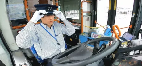 日本网友议论“公车司机的哀嚎”,驾驶座其实热爆了!许多人惊觉难怪很多公车冷气开超强! - 我的世界基岩版中文站