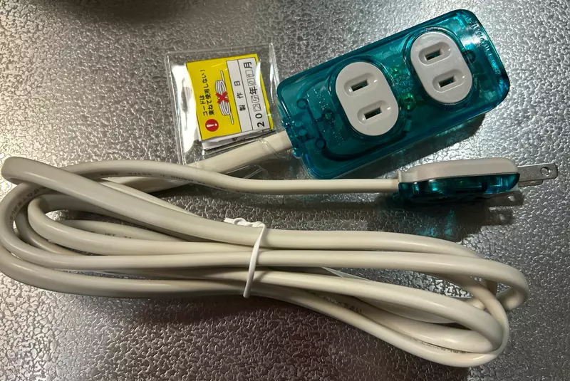 日本网友议论“学校手工艺课”，让学生自制电源延长线！然而也有人发出警告，认为此类自制插线板存在严重安全隐患！ - 奇趣星球报 - 奇趣星球报