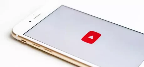 日本网友议论“年轻人对于不可强制跳过的广告非常厌恶”，看视频看到一半直接插入广告！真的超破坏观感体验！ - 奇趣星球报