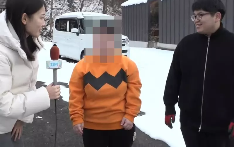 日本电视探访近期罕见强降雪现象，竟意外采访到外貌酷似《哆啦A梦》中胖虎的居民！网友议论“简直就像是从动漫中直接走出来”！ - 奇趣星球报