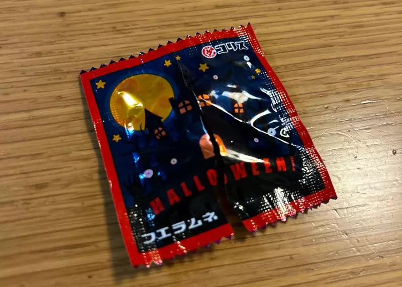 《万圣节的误会》小５女儿的口袋冒出这个东西 不知道有多少日本爸妈吓坏了