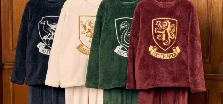 日本网友议论“《哈利波特》联名商品赫奇帕奇学院被严重排挤”，似乎完全被边缘化了！獾院学生集体发出怒吼了！ - 奇趣星球报