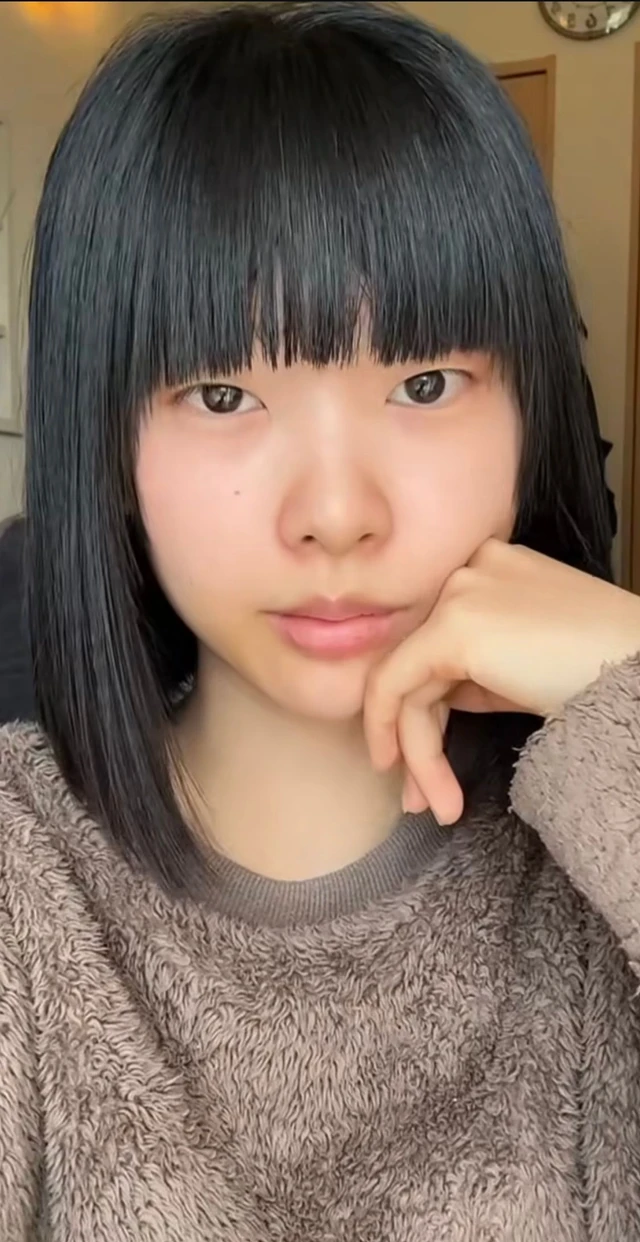 日本网友议论“那些努力自我改变的人”，他们用行动证明即使曾因外貌自卑！只要付出努力也能打造全新形象，激励着无数网友！