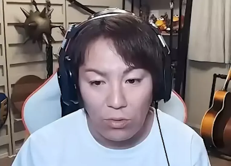 日本知名艺人玩《寂静岭f》把AI都问懵了!让AI解释“森罗万象”的意思,结果直接让其举白旗投降! - 奇趣星球报 - 奇趣星球报