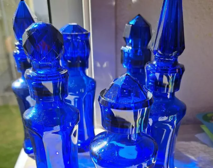 日本老爹误喝20年前游戏限定“魔药”！硬核妈妈将其变花瓶，网友：这是由于HP归零了吗？ - 奇趣星球报 - 奇趣星球报