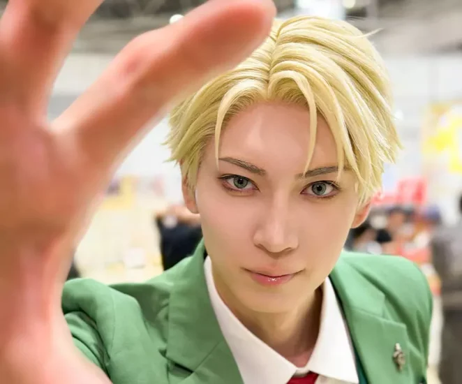 日本男偶像逛漫展晒本子被骂惨？网友神反转：其实是你们不懂男宅的快乐！ - 奇趣星球报 - 奇趣星球报