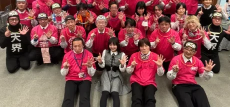 日本资深偶像迷的毕生荣耀！去世后偶像亲自主持葬礼，亲友穿粉色 T 恤笑着送别！ - 奇趣星球报