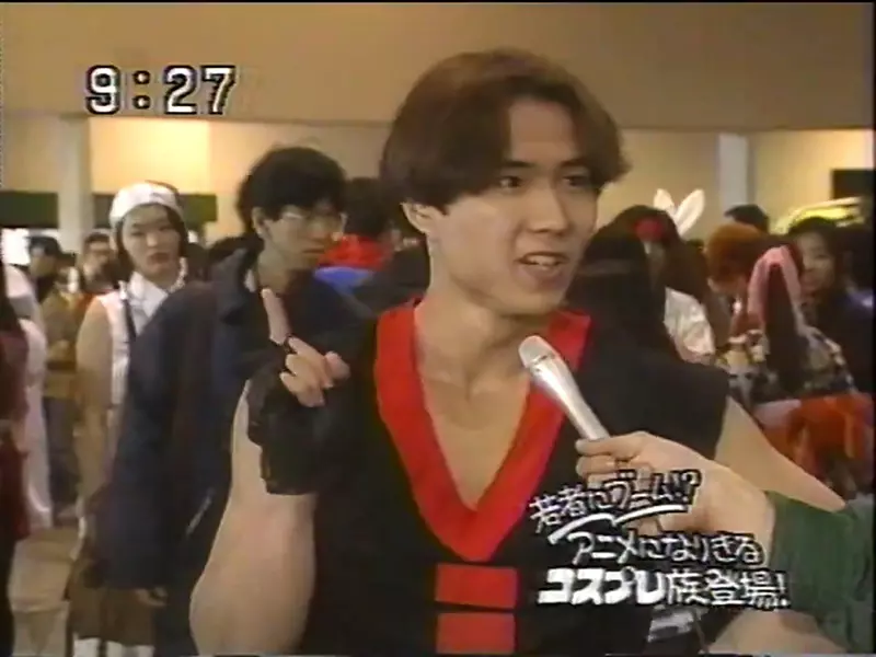 不惧世俗的开路先锋！日本网友翻出“1995年 Comic Market 同人展”，在偏见的年代她们原来这么酷！