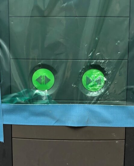 去大阪坐电梯千万别慢吞吞!日本网友议论“被全网围观的电梯按键毁容图”,彻底暴露关西人有多性急 - 奇趣星球报 - 奇趣星球报