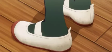 去日本学校上个课还要换鞋？老外灵魂发问炸出万千网友：鞋子颜色不一样，竟是为了方便社交！ - 奇趣星球报