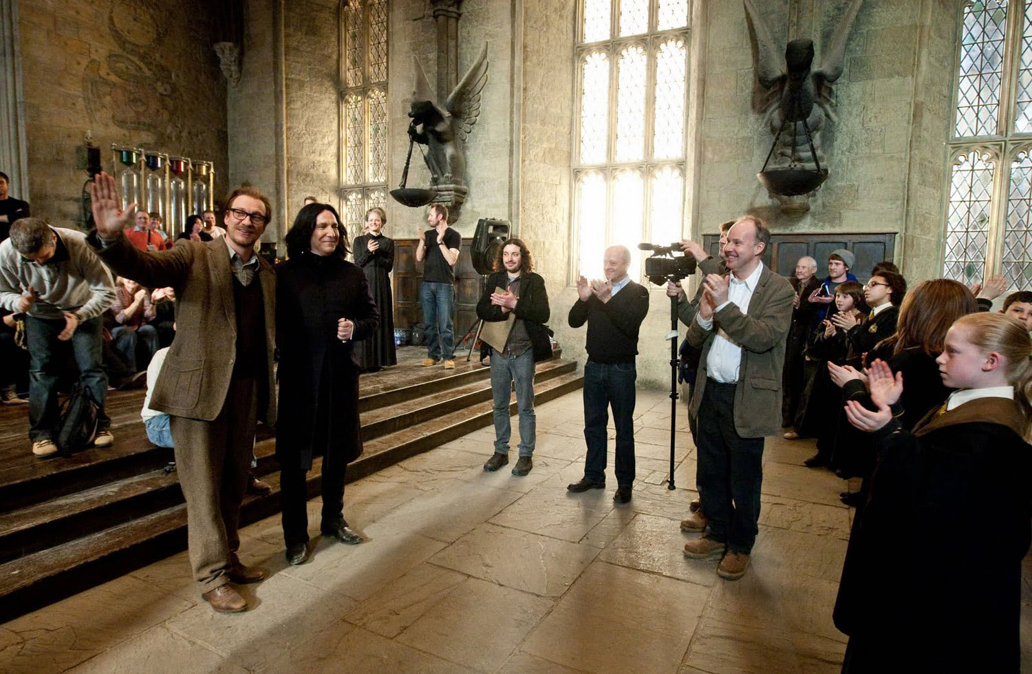 斯内普的吐槽日记火出圈！《哈利波特》书迷惊叹：原来他天天想把导演的头按到墙上！