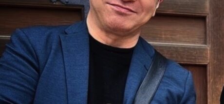 酷拉皮卡与火野丽梦幻同框!日本知名漫画家冨樫义博爆料《猎人》最新进度,神秘纸条暗示将于4月17日正式公开? - 奇趣星球报